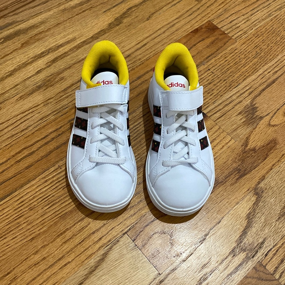 Mickey Mouse adidas tennis shoes size 11 little kids